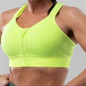 NWT SHEFIT Sports Bra